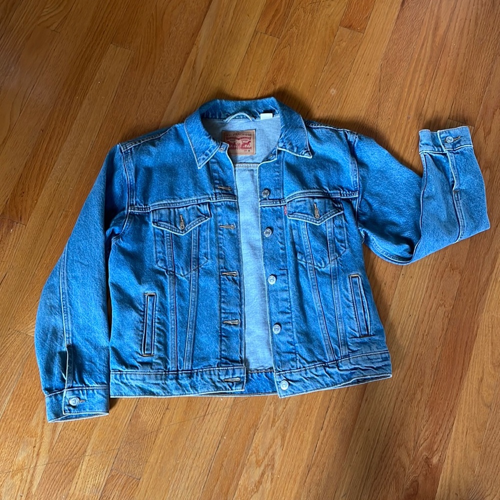 Levi’s Denim Jacket I Womens I Medium